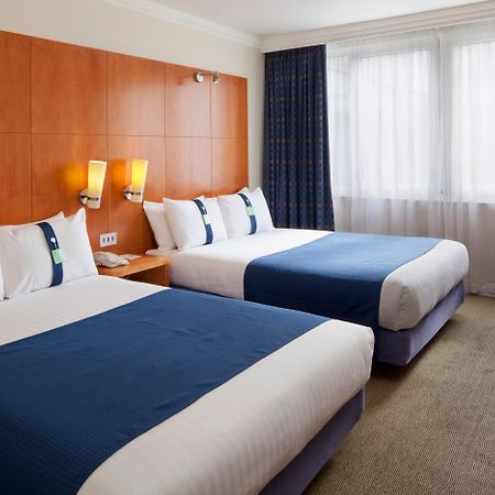 Holiday Inn Maidenhead Windsor, An Ihg Hotel Стая снимка