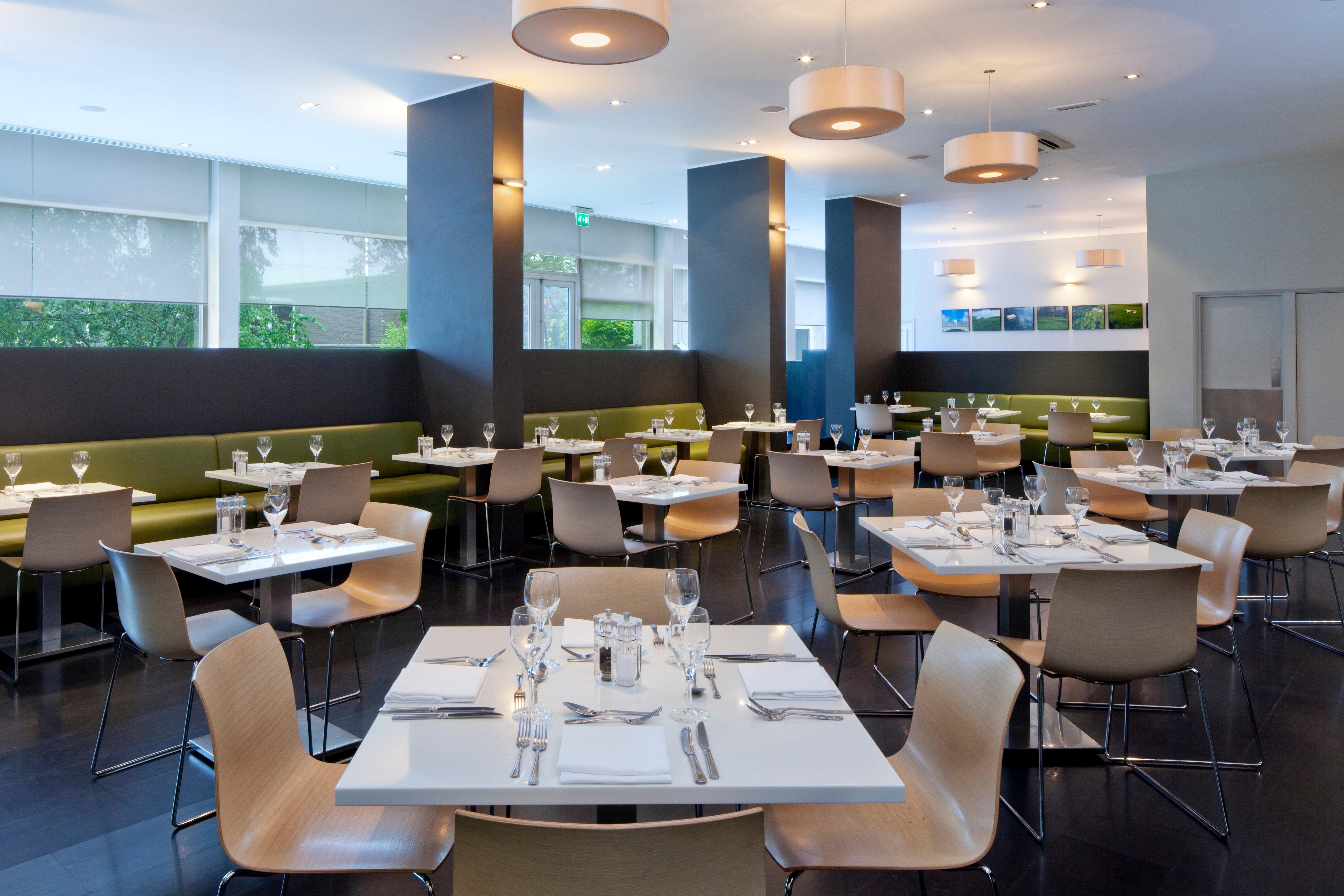 Holiday Inn Maidenhead Windsor, An Ihg Hotel Екстериор снимка