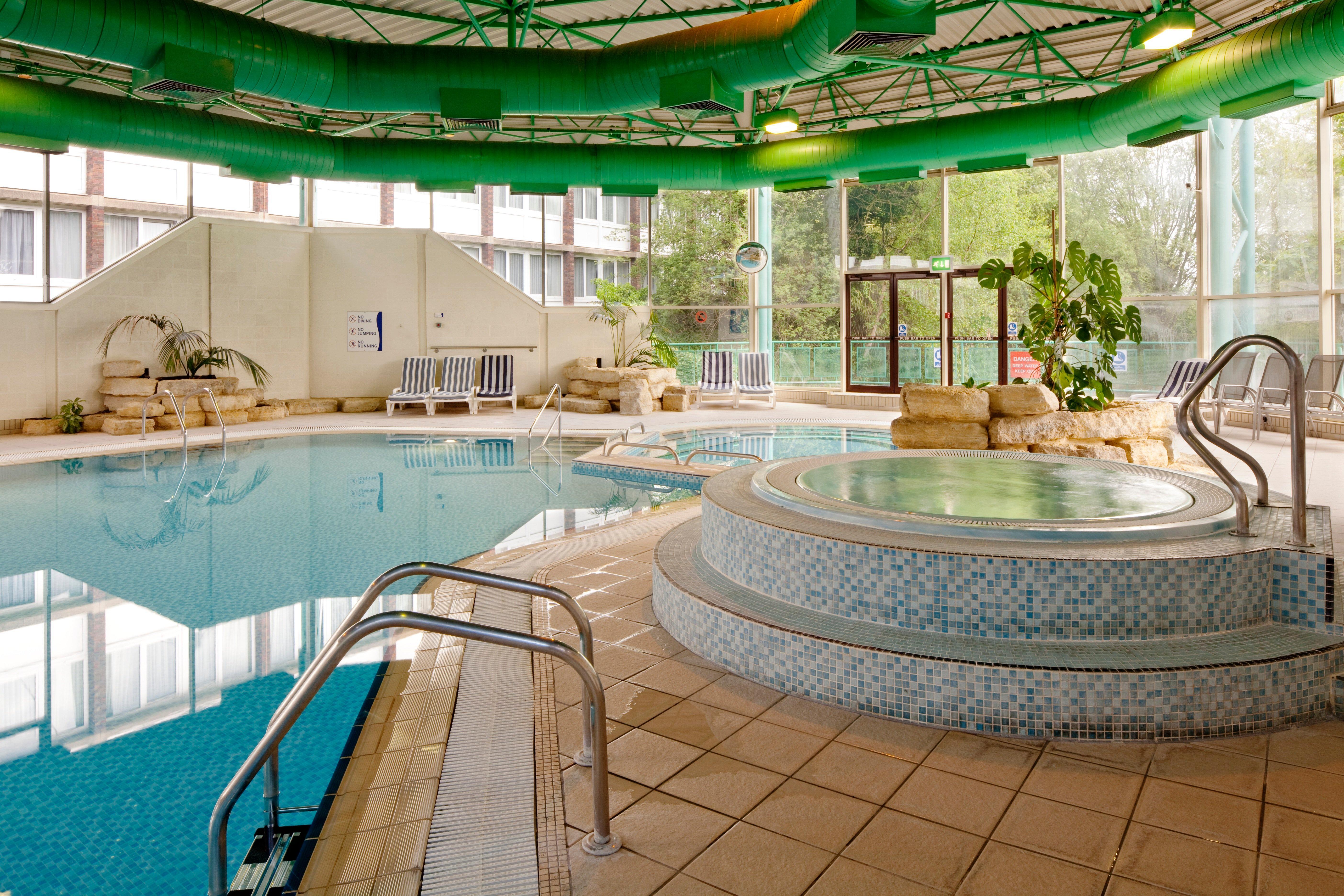 Holiday Inn Maidenhead Windsor, An Ihg Hotel Екстериор снимка